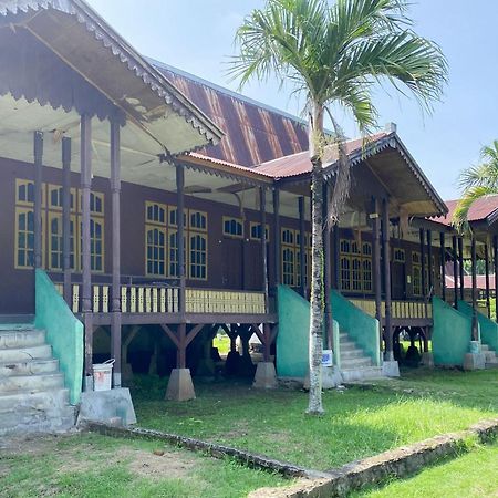 Hotel Pantai Panjang Bengkulu Redpartner Extérieur photo