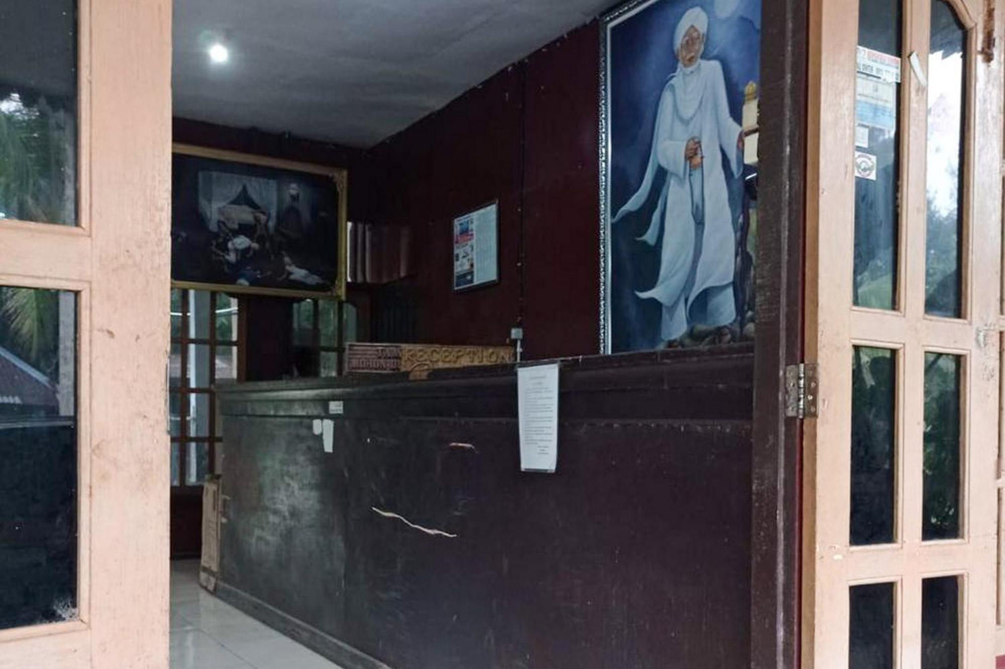 Hotel Pantai Panjang Bengkulu Redpartner Extérieur photo