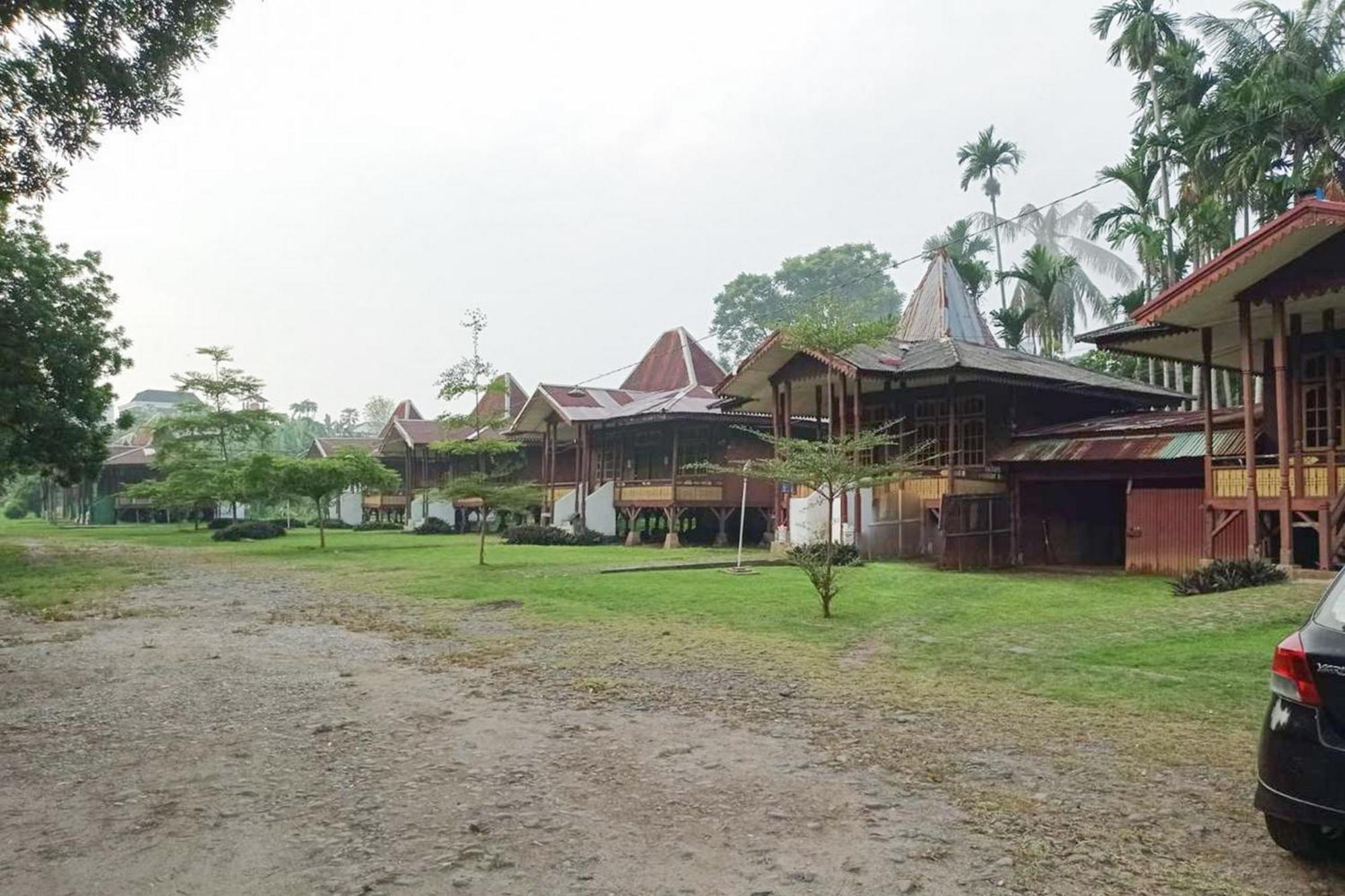 Hotel Pantai Panjang Bengkulu Redpartner Extérieur photo